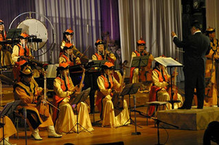 Морин хуурын чуулгынхан Японд тоглоод ирлээ